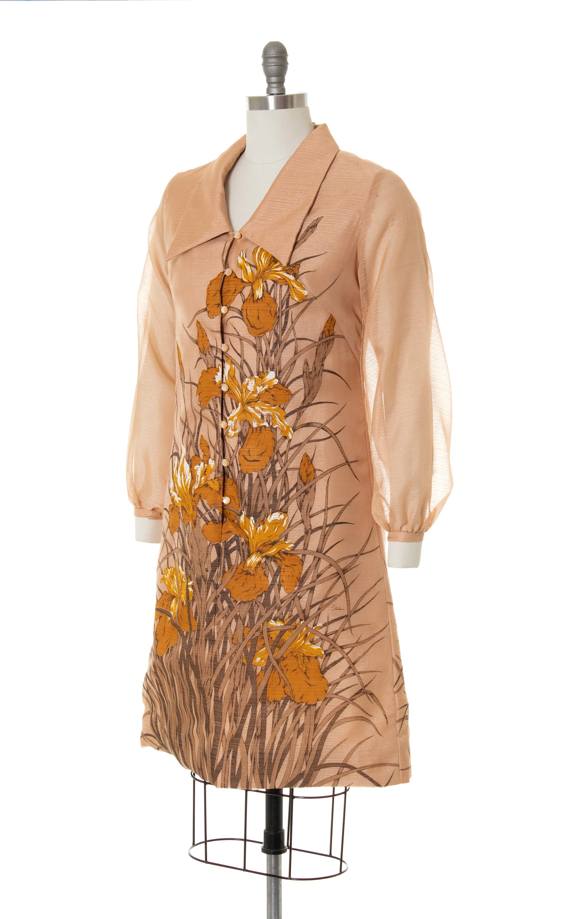 1970s ALFRED SHAHEEN Floral Screen Printed Shift Dress | medium
