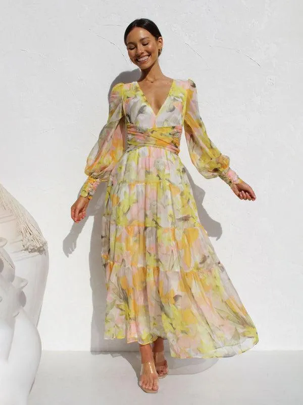 Chic Long Sleeve Floral V-neck Dress for Any Event