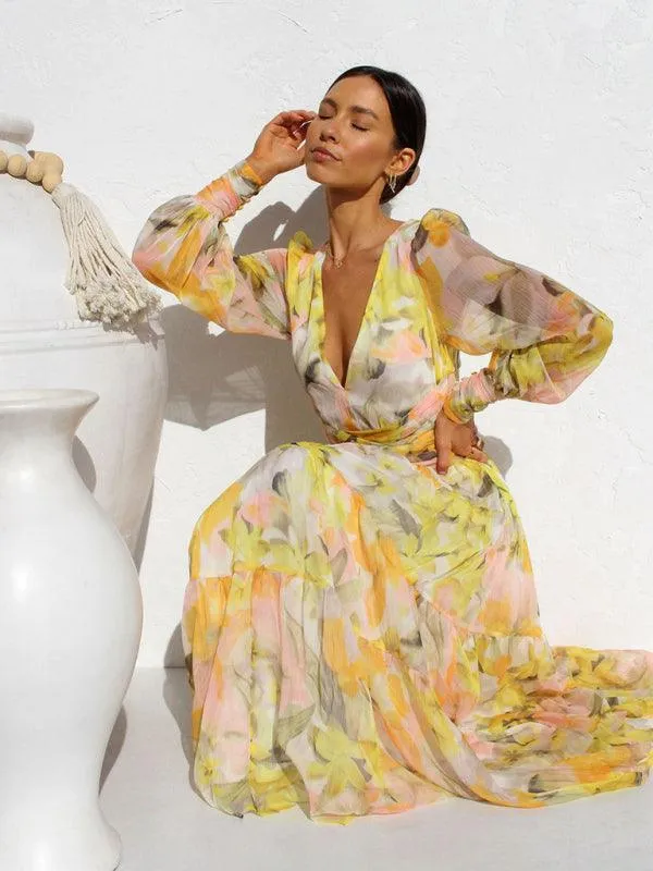 Chic Long Sleeve Floral V-neck Dress for Any Event