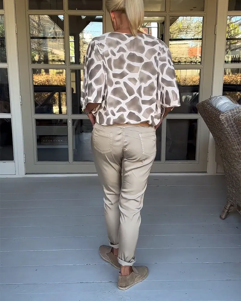 Elegant printed V-neck bat sleeves blouse