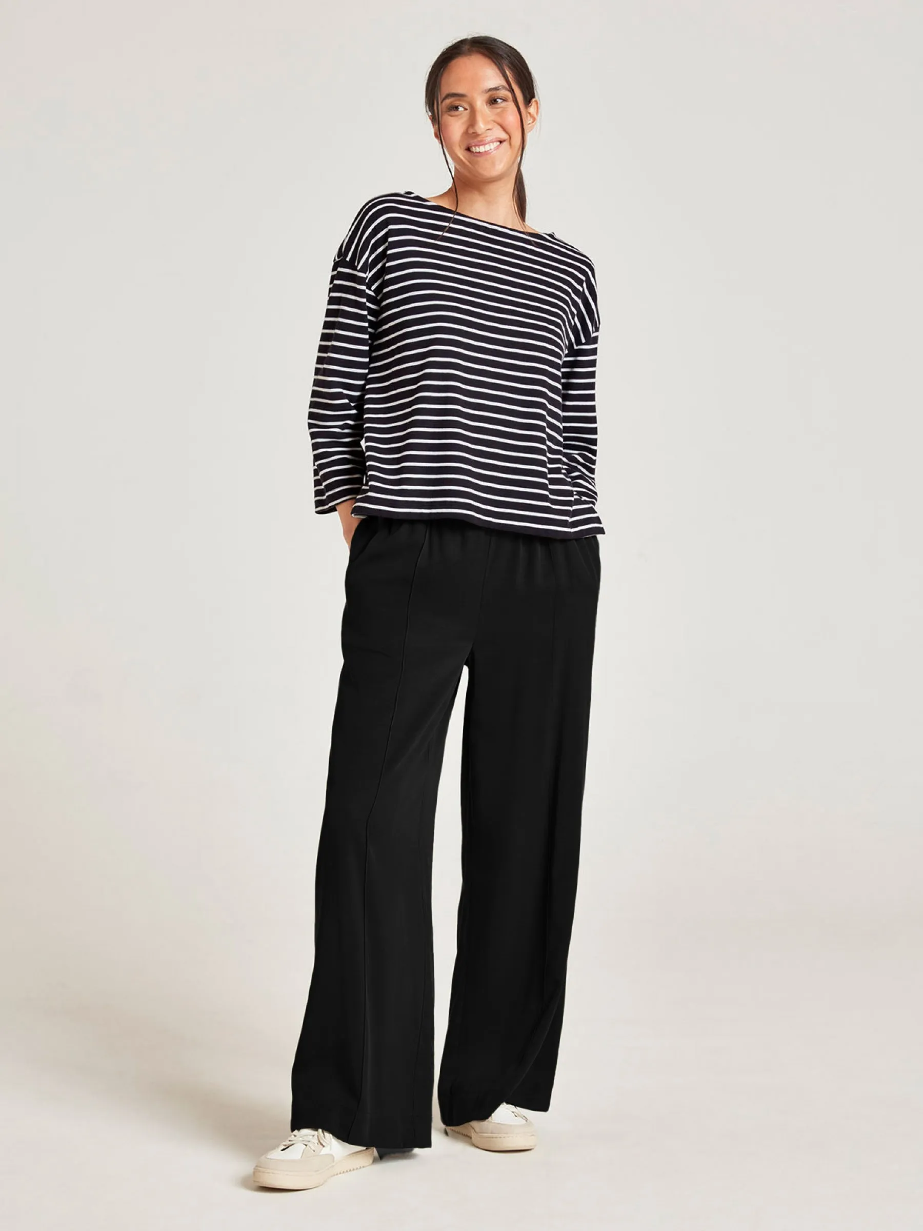 Fayer Wide Leg Trouser