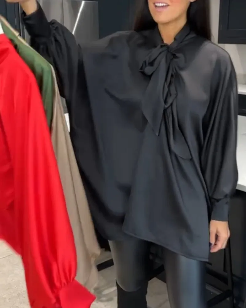 Ribbon collar solid color and elegant blouse