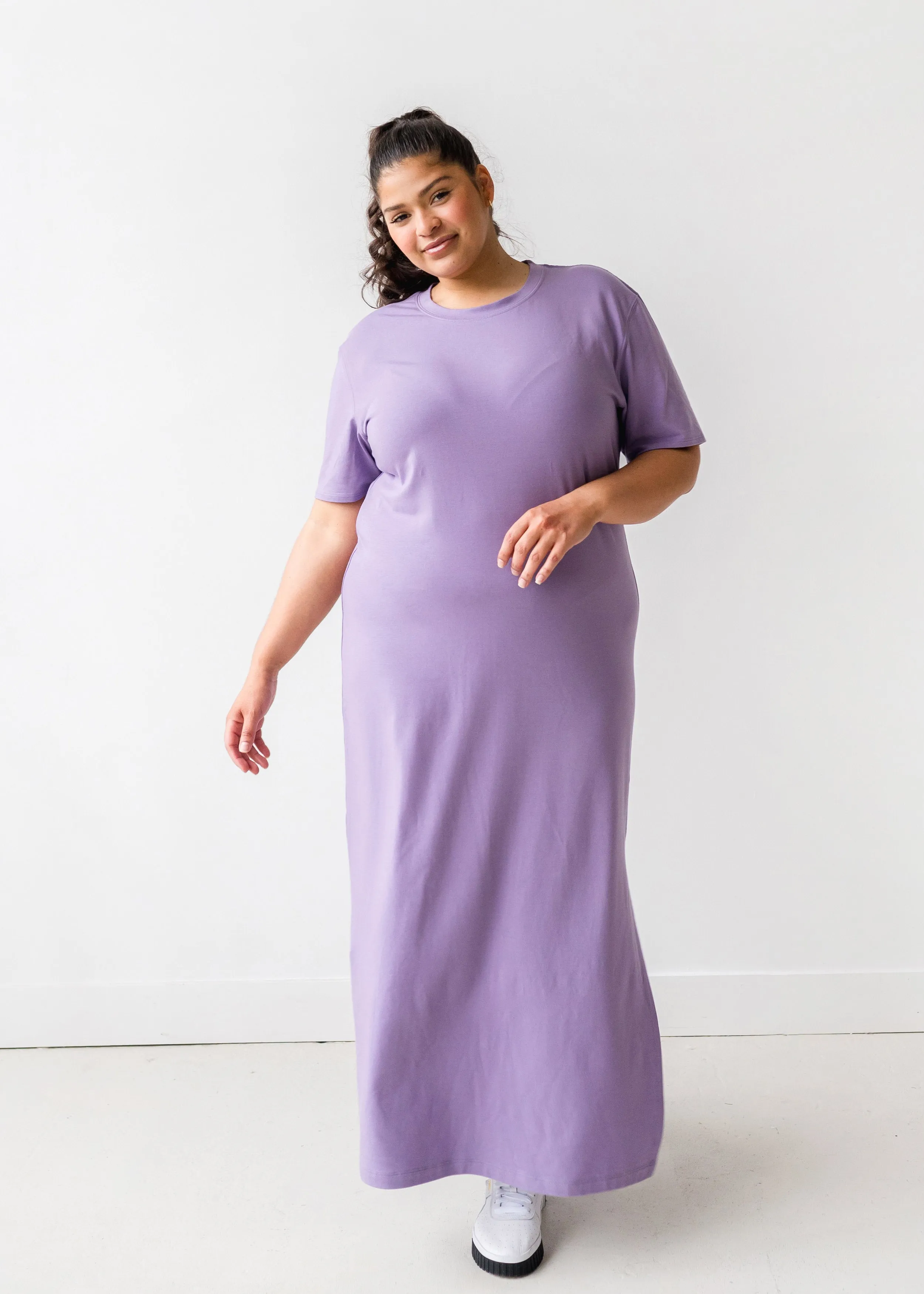 The Maxi T-Shirt Dress in Lavender