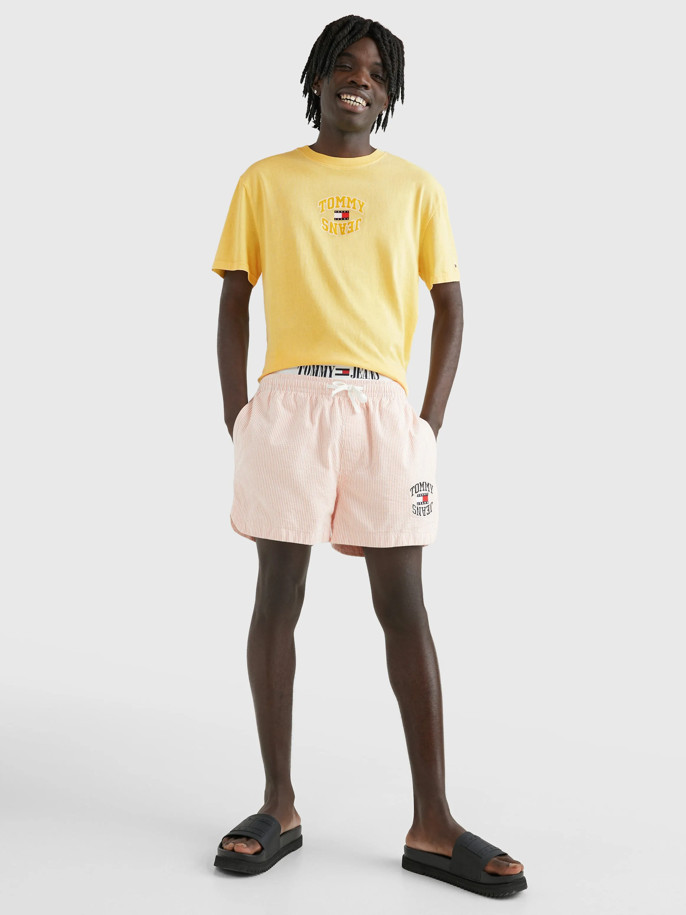 Tommy Hilfiger Mens Mirror Logo Classic Fit T-Shirt Lemon Zest DM16227 720