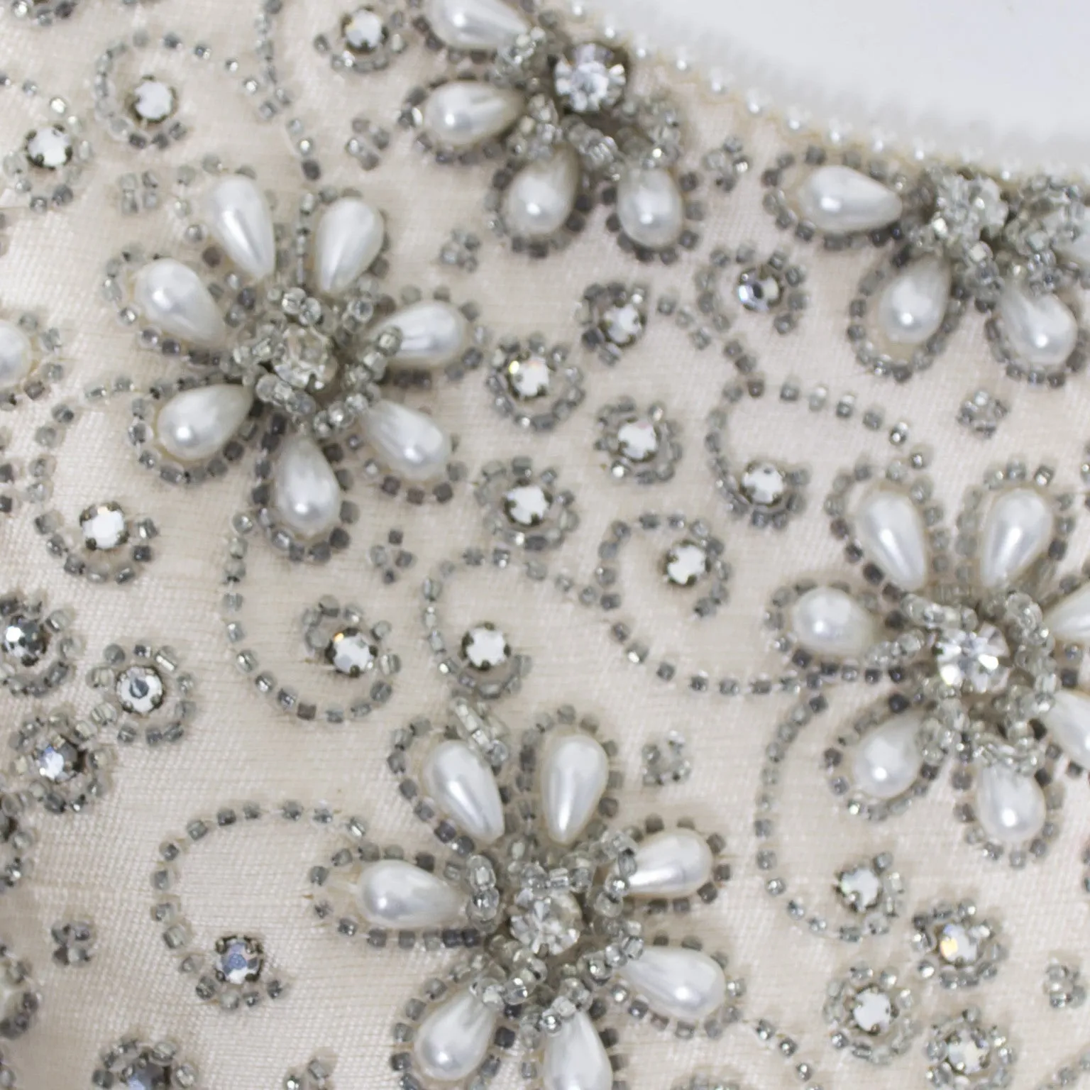 Victoria Royal Beaded Ivory Silk Chiffon Evening Gown Dress And Coat White Mink Cuffs